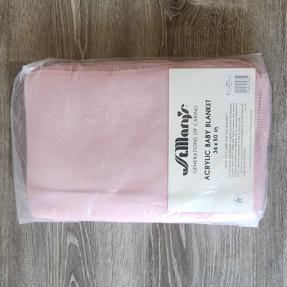 St. Mary's Acrylic Baby Blanket Pink NWT Vintage